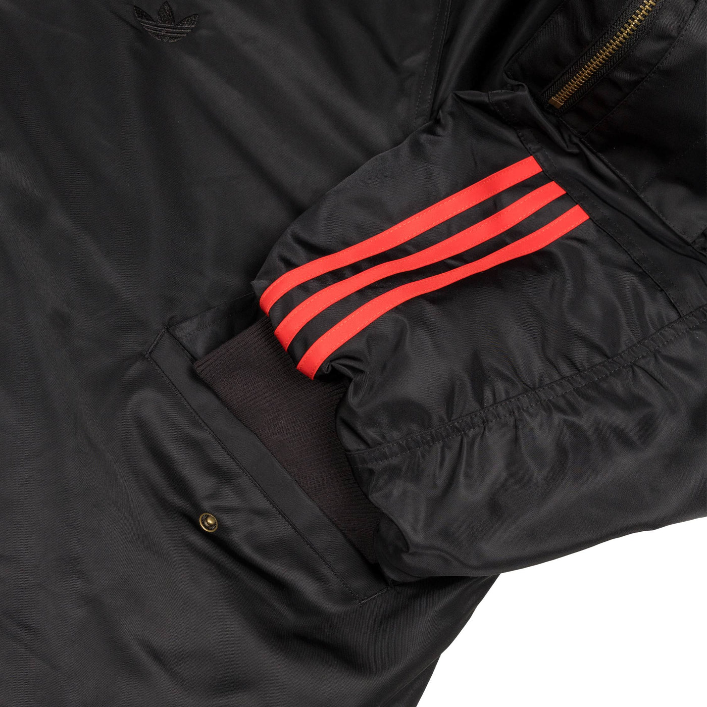 Satynowa kurtka bomberka Adidas x Willy Chavarria