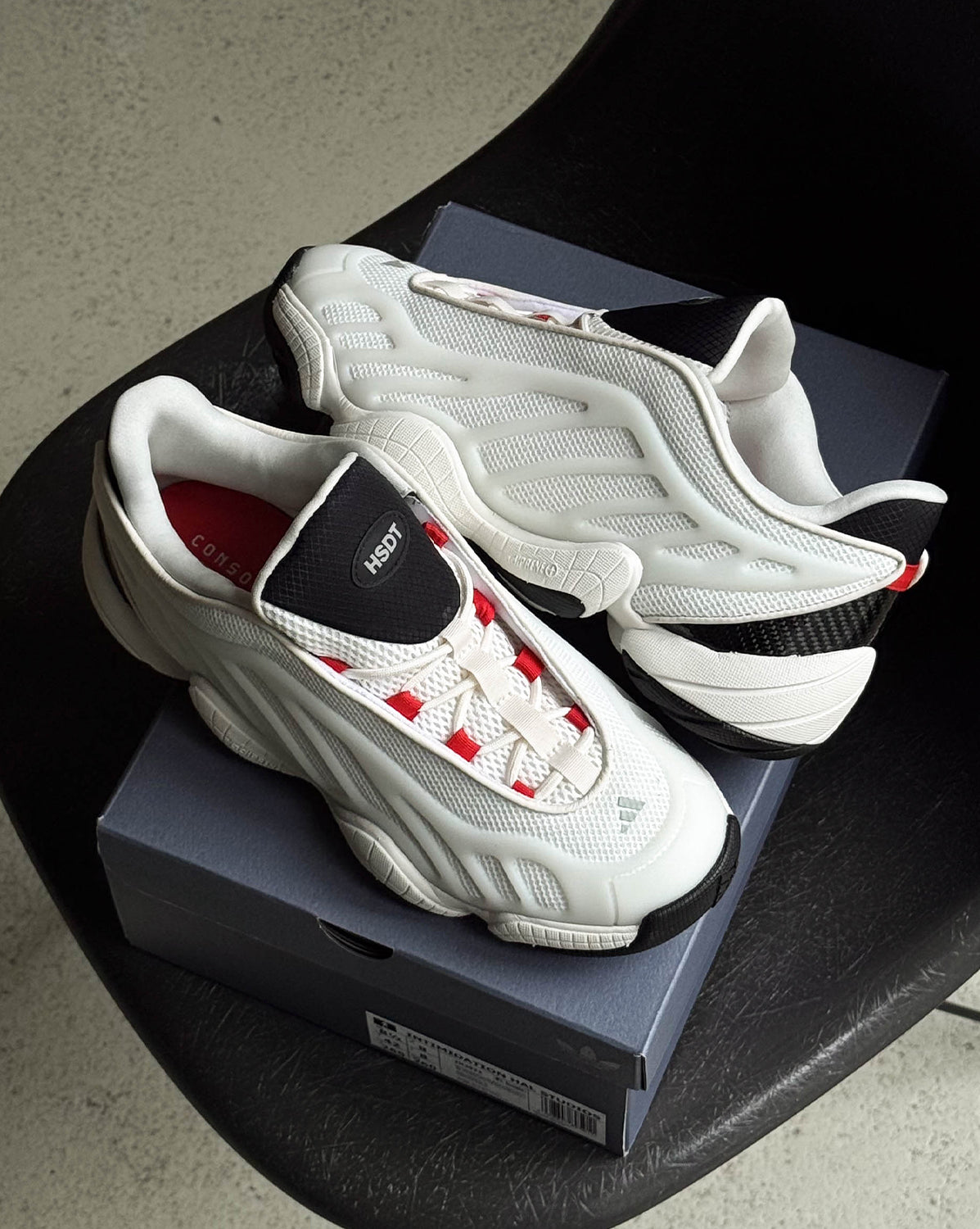 Adidas x Hal Studios Intimidacja