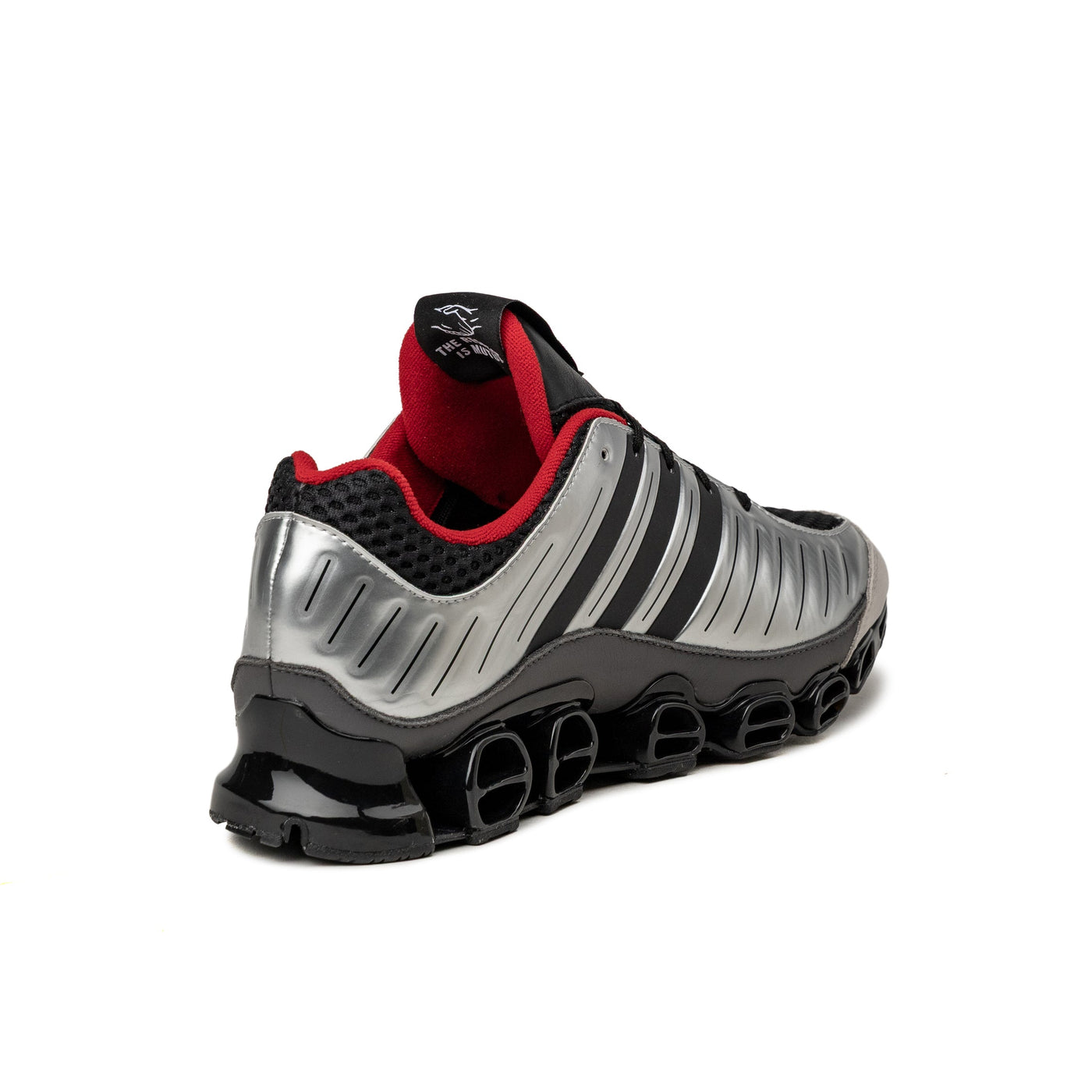 Adidas Consortium dla Mercedes-AMG Motorsport Megaride CT