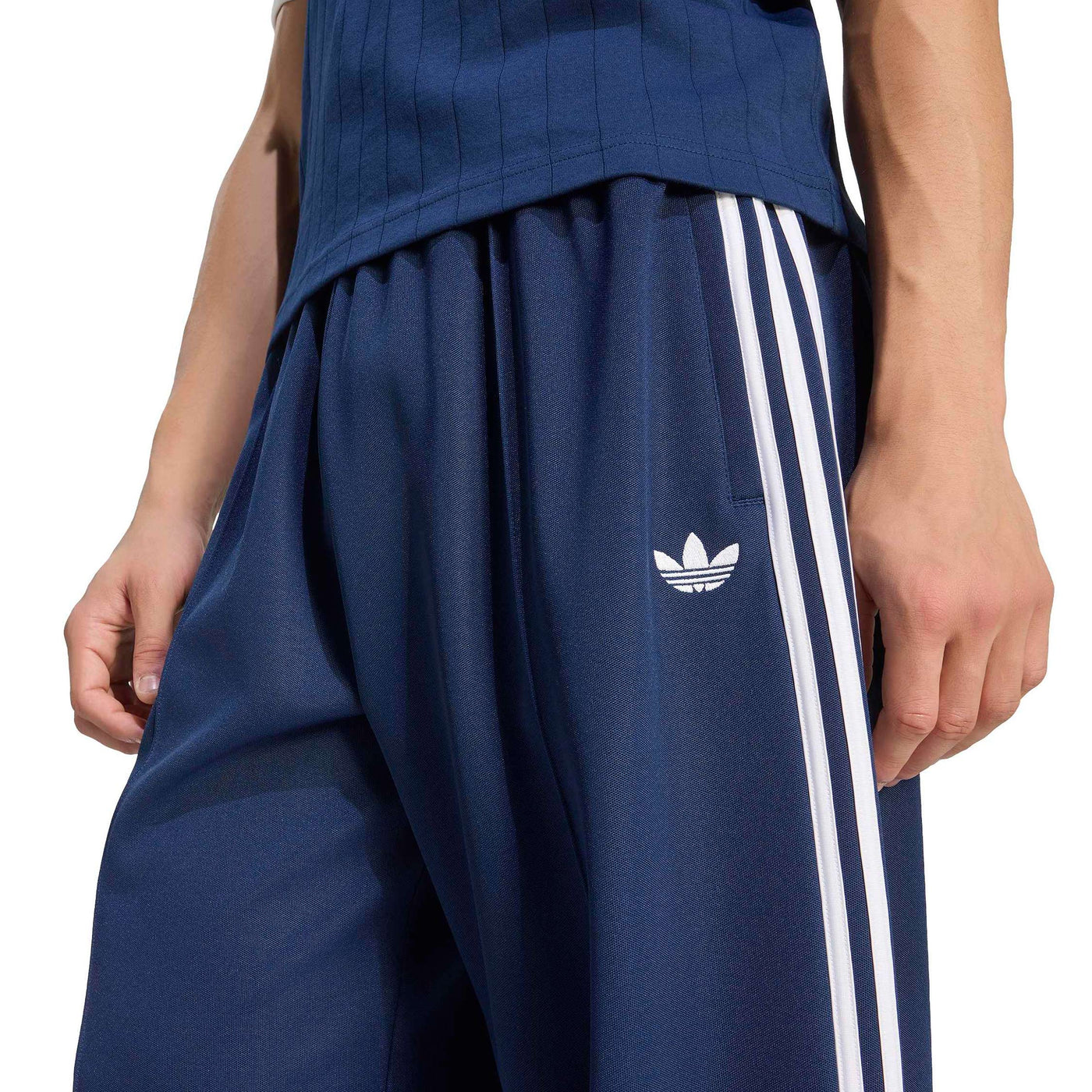 Adidas	Szerokie Spodnie Dresowe