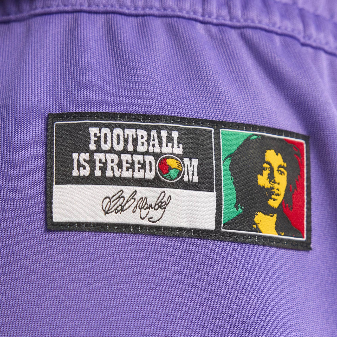 Adidas	Spodnie dresowe Originals Bob Marley