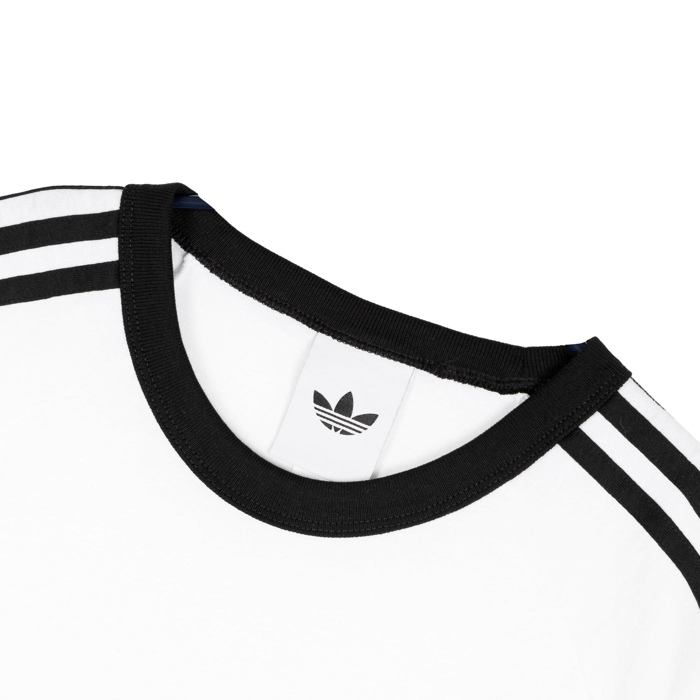 Adidas	T-shirt Ringer z 3 paskami